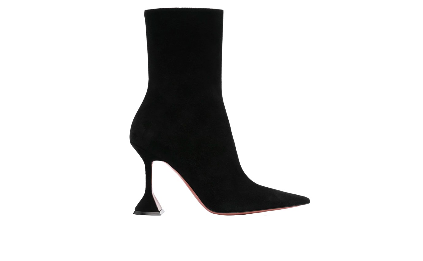 Visuel 1 : Collection Amina Muaddi Bordeaux | Bottine Giorgia en veau velours noir | Boutique de chaussures de Luxe Parenthese
