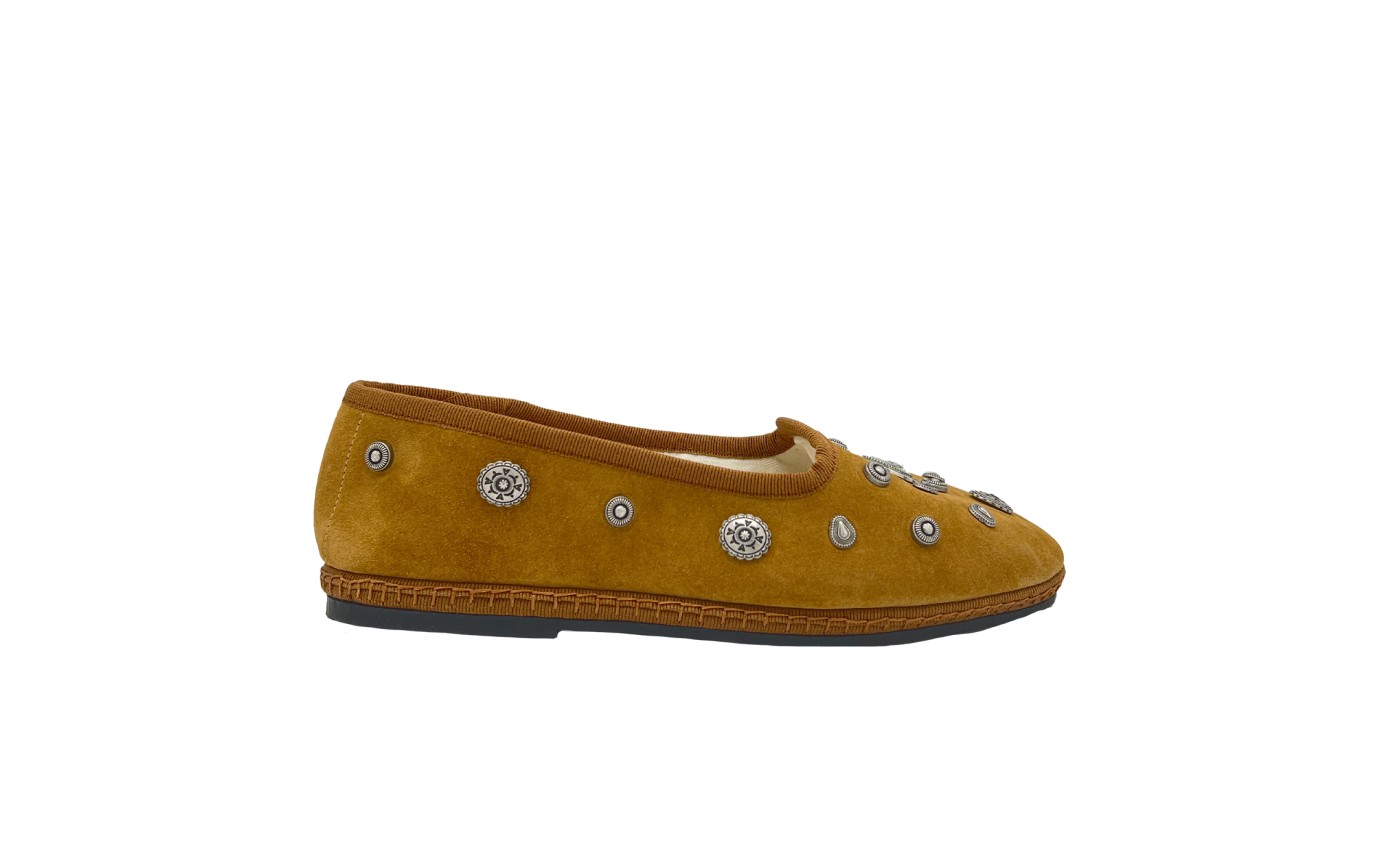 Visuel 1 : Collection Fortela Bordeaux | Slippers en veau velours camel| Boutique de chaussures de Luxe Parenthese Bordeaux