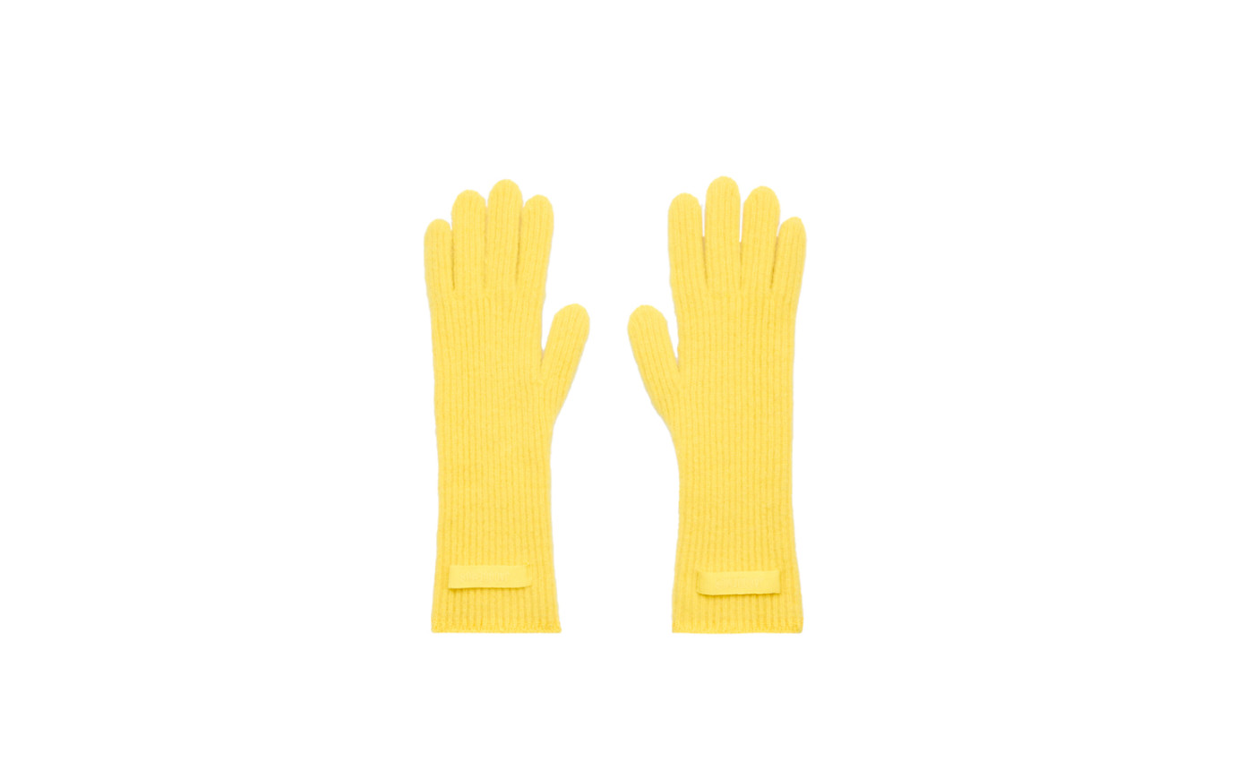 Visuel 1 : Collection Jacquemus Bordeaux | Gants Gros Grain jaune | Accessoires de Luxe Parenthese Bordeaux
