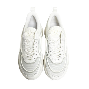 Visuel 3 : Collection Valentino Parenthese | Sneaker True Actress en cuir blanc | Boutique Parenthese