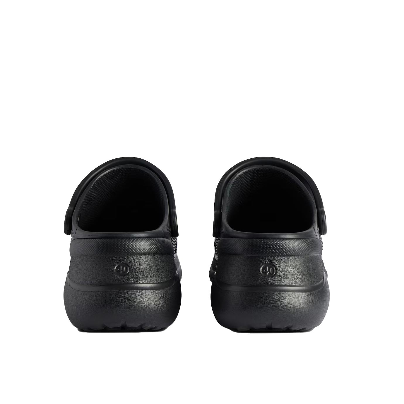 Visuel 4 : Collection Balenciaga Bordeaux | Chaussures Crocs mule en cuir noir et charms Jibbitz| Boutique de luxe Bordeaux