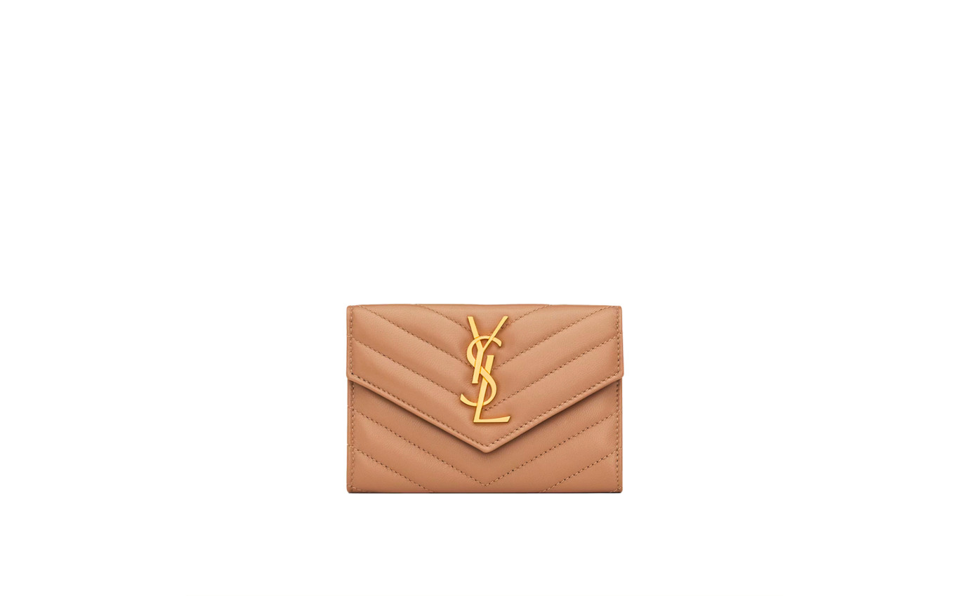Visuel 1 : Saint Laurent Accessoire | Portefeuille Cassandre en cuir nude| Boutique Parenthese