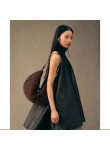 Visuel 6 : Collection Jacquemus| Le sac Ovalo en veau velours marron imprimé croco | Boutique Parenthese Bordeaux