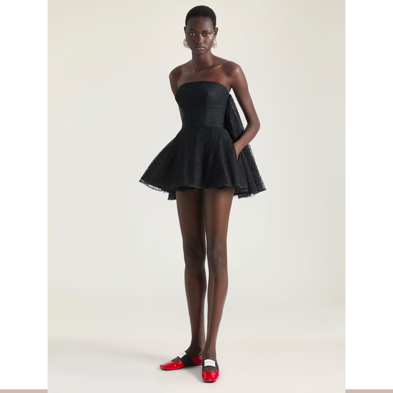 Visuel 5 : Collection Givenchy Bordeaux | Ballerine Sliced en cuir vernis rouge| Boutique de luxe Bordeaux