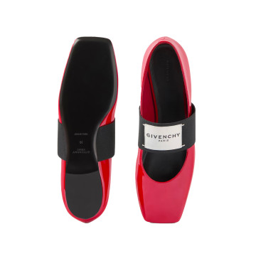 Visuel 4 : Collection Givenchy Bordeaux | Ballerine Sliced en cuir vernis rouge| Boutique de luxe Bordeaux