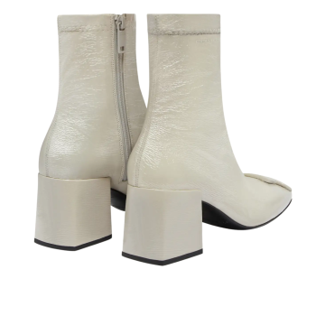 Visuel 3 : Collection Courrèges Bordeaux | Boots Réédition en vinyl gris| Boutique Parenthese