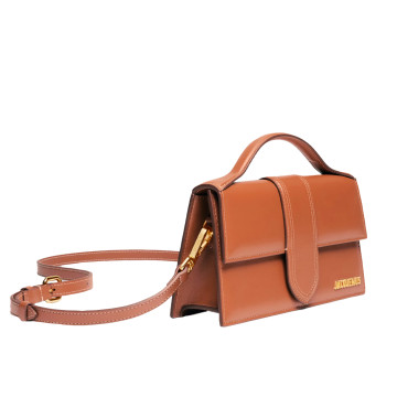 Visuel 3 : Jacquemus | Sac Le Grand Bambino Light Brown | Boutique Parenthese Bordeaux