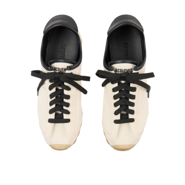 Visuel 3 : Collection Jacquemus Bordeaux | Sneakers les Tennis en toile beige et cuir noir| Parenthese Bordeaux