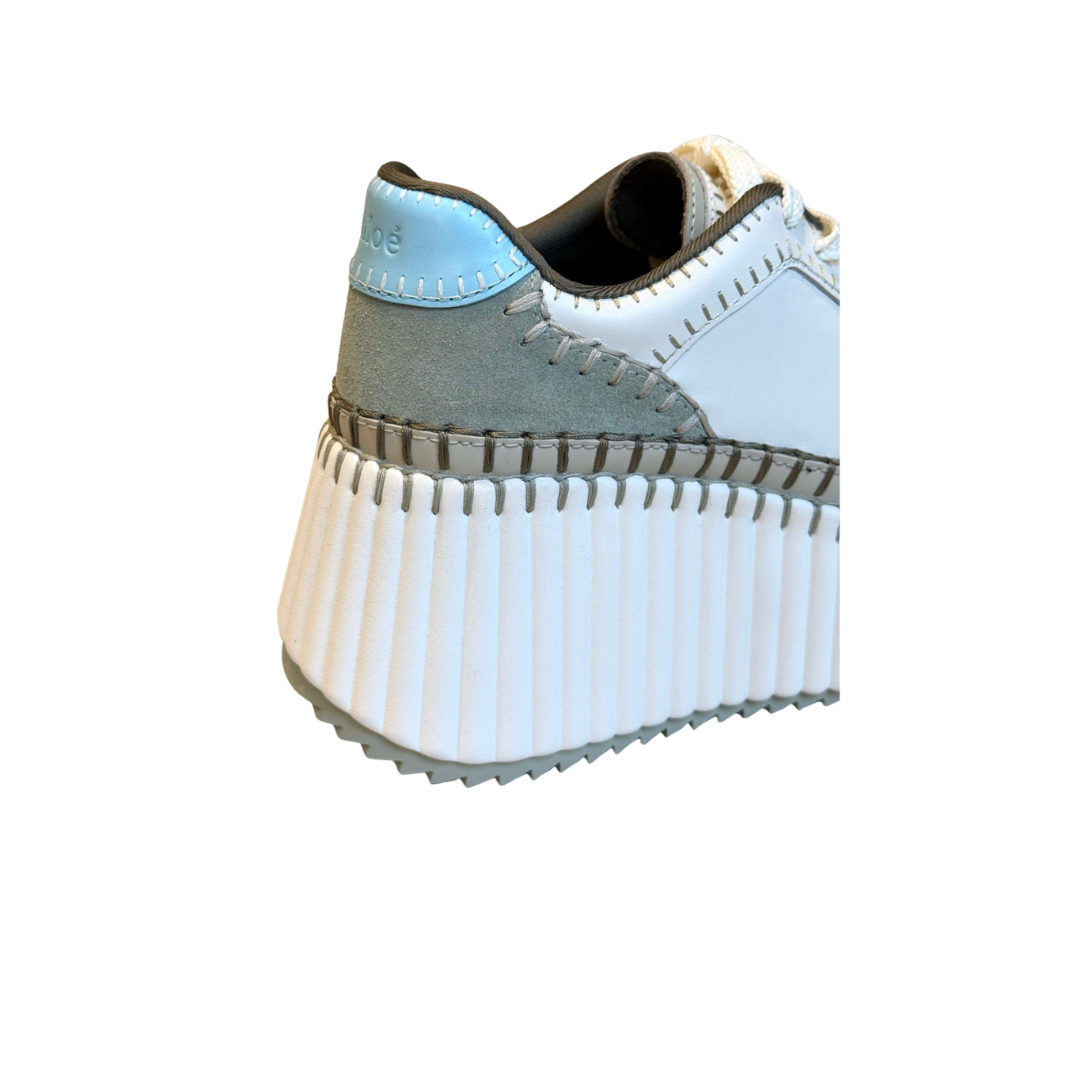 Visuel 4 : Collection Chloé Bordeaux | Sneakers Nama compensée kaki et bleu | Boutique de chaussures de Luxe Parenthese Bordeaux