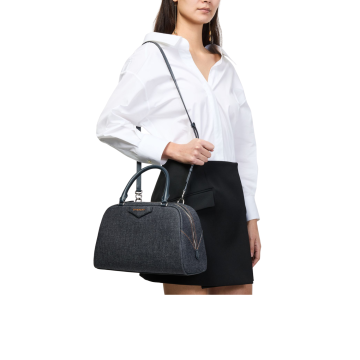 Visuel 4 : Collection Givenchy Bordeaux | Sac Antigona East West denim| Sacs de Luxe Parenthese Bordeaux