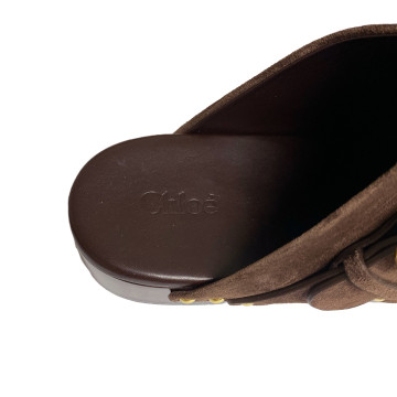 Visuel 4 : Collection Chloé Bordeaux | Chaussures sabot Jeannette en veau velours marron| Boutique Luxe Parenthese Bordeaux