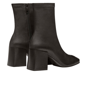 Visuel 3 : Collection Courrèges Bordeaux | Boots Réédition en cuir stretch noir| Boutique Parenthese