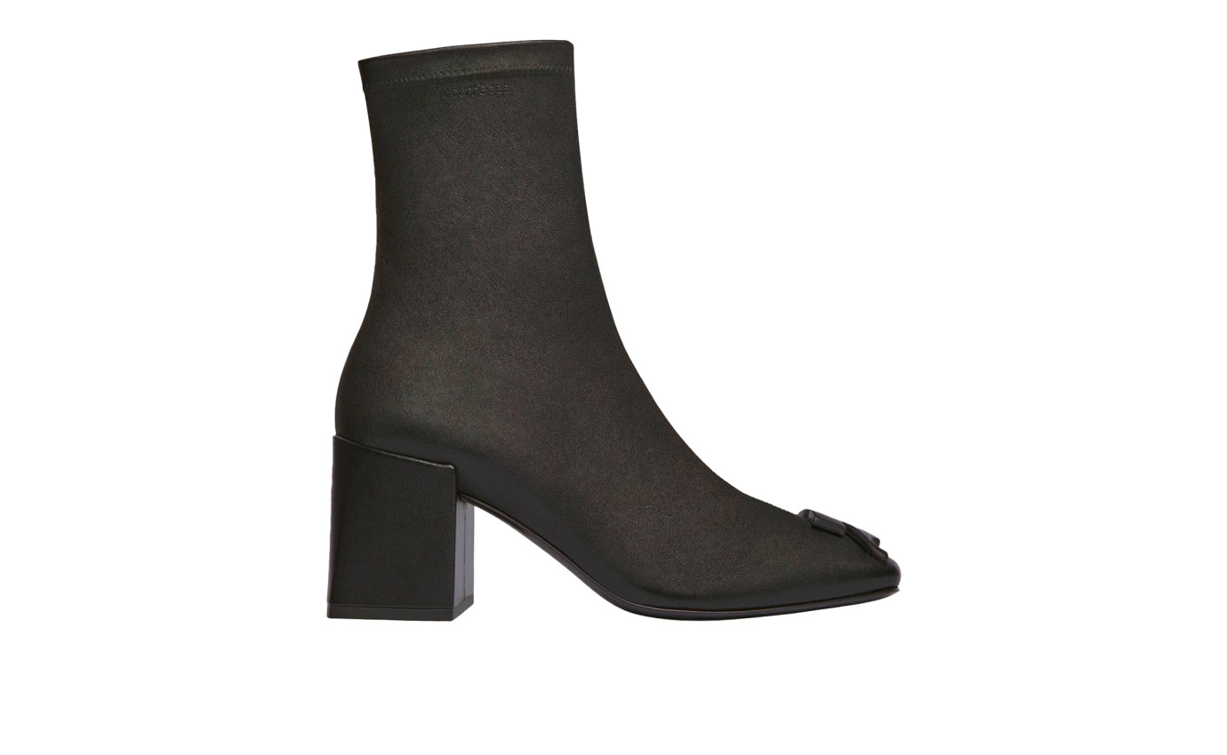 Visuel 1 : Collection Courrèges Bordeaux | Boots Réédition en cuir stretch noir| Boutique Parenthese