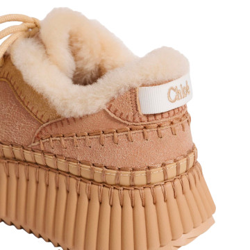 Visuel 3 : Collection Chloé chaussures | Sneakers Nama shearling| Boutique Parenthese Bordeaux