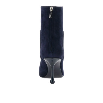 Visuel 3 : Collection Jimmy Choo Bordeaux | Boots Cycas en veau velours marine| Chaussures de luxe Parenthese Bordeaux