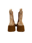 Visuel 3 : Collection Jimmy Choo Bordeaux | Boots Tamia Chelsea en veau velours toffee| Chaussures de luxe Parenthese Bordeaux