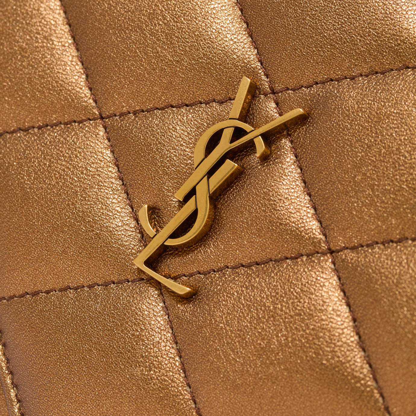 Visuel 7 : Collection Saint Laurent Bordeaux | Pochette Paris en cuir bronze| Boutique Parenthese Bordeaux
