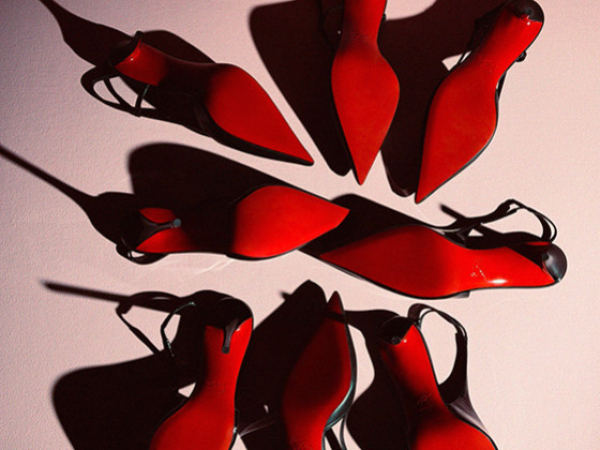 MAISON CHRISTIAN LOUBOUTIN : SA SEMELLE LEGENDAIRE DEVIENT ETERNELLE